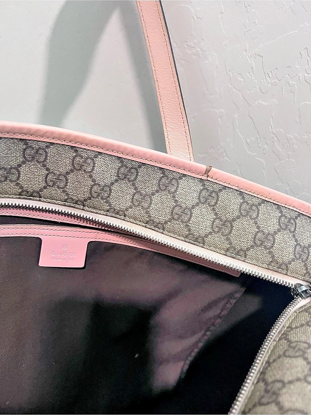 Gucci Abbey Tote - Picture 6 of 12